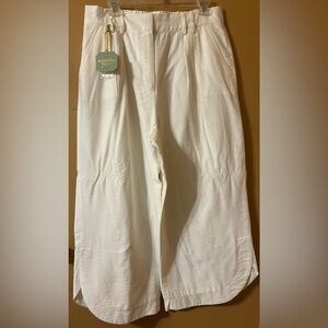 Capri length slacks